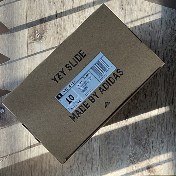 YEEZY SLIDE SLATE MARINE / SLATE MARINE / SLATE MARINE - Picture 13 of 17